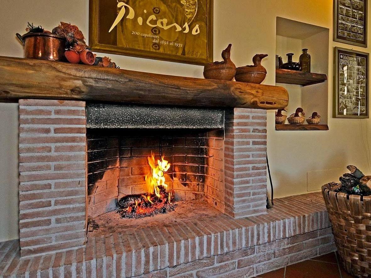 Agriturismo Il Bottaccino 몬숨마노테르메 외부 사진